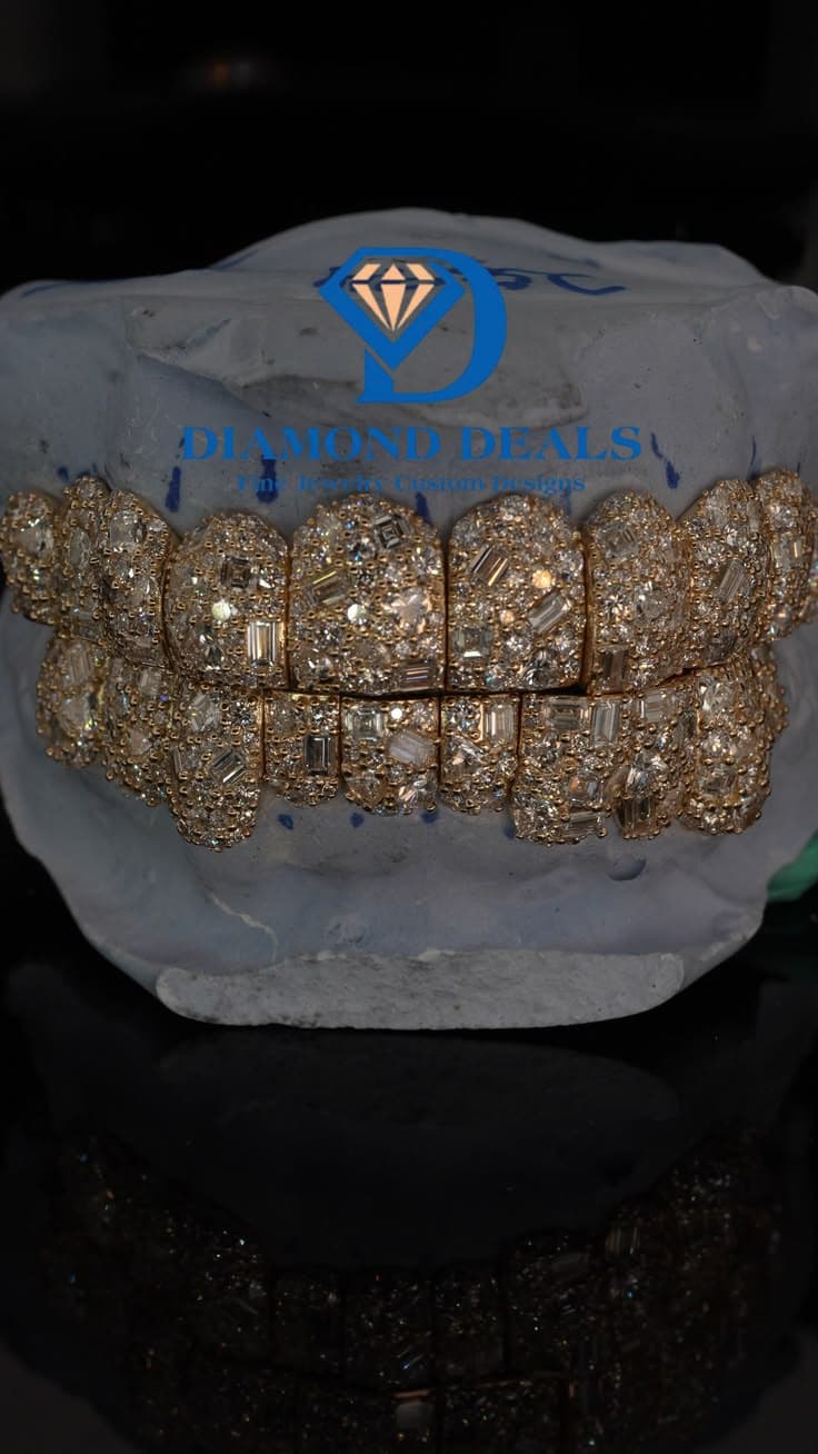 Yellow Gold 10 Top 10 Bottom Mixed-Cut Diamond Grillz